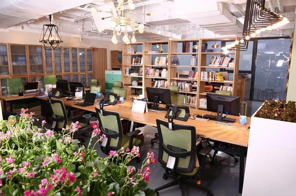 傳媒公司辦公室獨(dú)有的魅力、氣質(zhì)