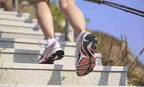 震驚！辦公室里99%都得了這個(gè)病，不及時(shí)解決危害一生！