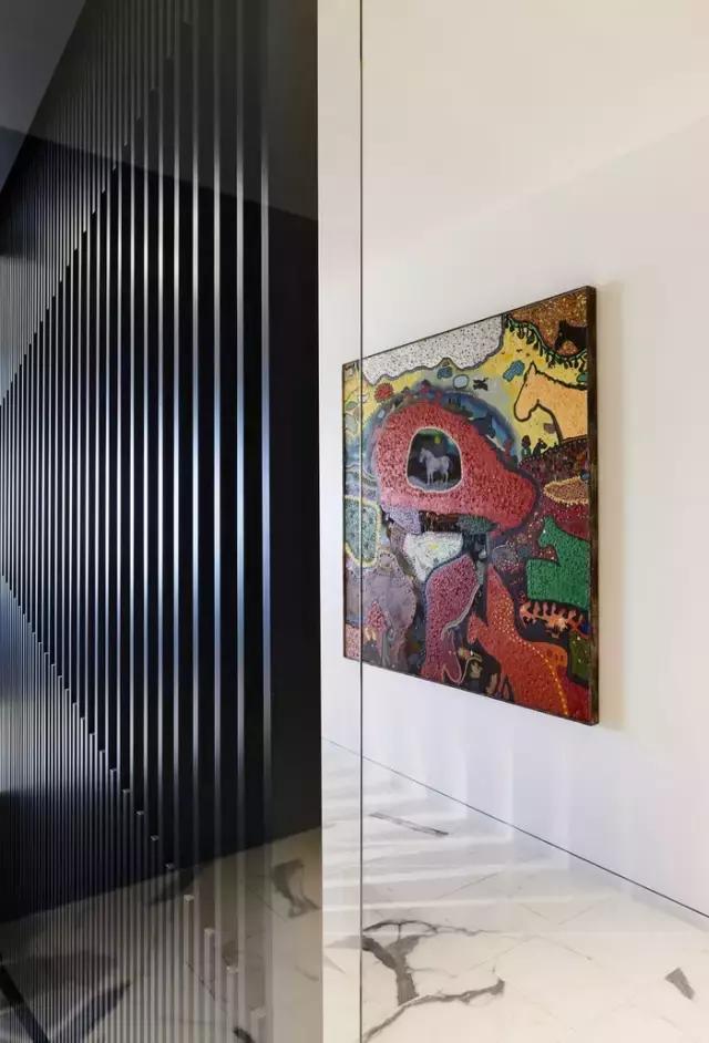 只有黑、白、灰三種顏色的辦公室？——極簡主義的設(shè)計(jì)哲學(xué)