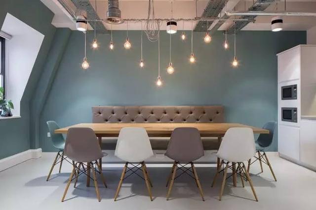 150億市場潛力，辦公室裝修也要開始考慮狗狗的感受了