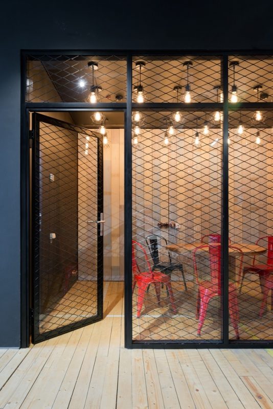 辦公空間，辦公室設(shè)計，媒體公司辦公室設(shè)計，現(xiàn)代風(fēng)格辦公室，體育媒體