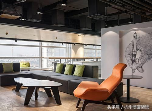 大氣又有情懷的工業(yè)風辦公室裝修設計，簡直帥呆了